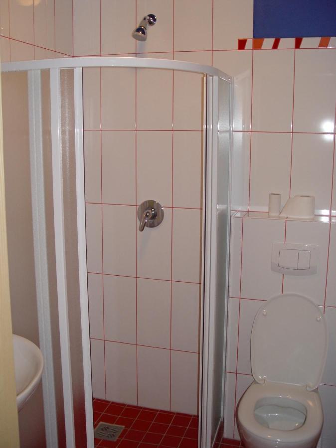 Aika Hotel Нида Екстериор снимка